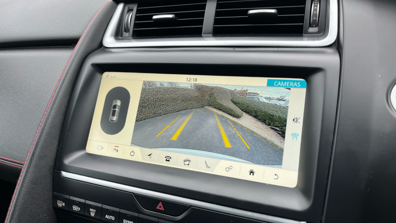 Jaguar E-Pace 2.0d Chequered Flag Edition 5dr Auto Diesel Estate